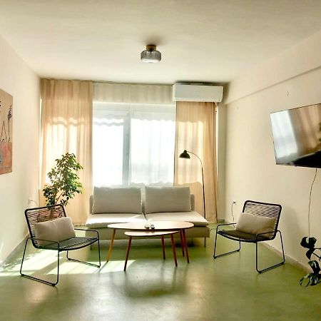 Specious Flat In Thessaloniki Aparthotel Luaran gambar