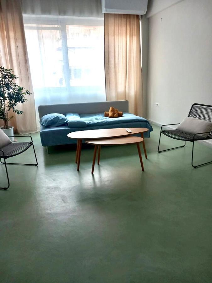 Specious Flat In Thessaloniki Aparthotel Luaran gambar